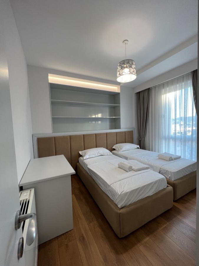 Ferienwohnung Blanc 7 Tirana Exterior foto
